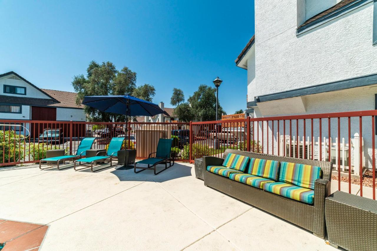 Metro Phx Downstairs Studio Sleeps 4 Ada Accessible فينيكس المظهر الخارجي الصورة