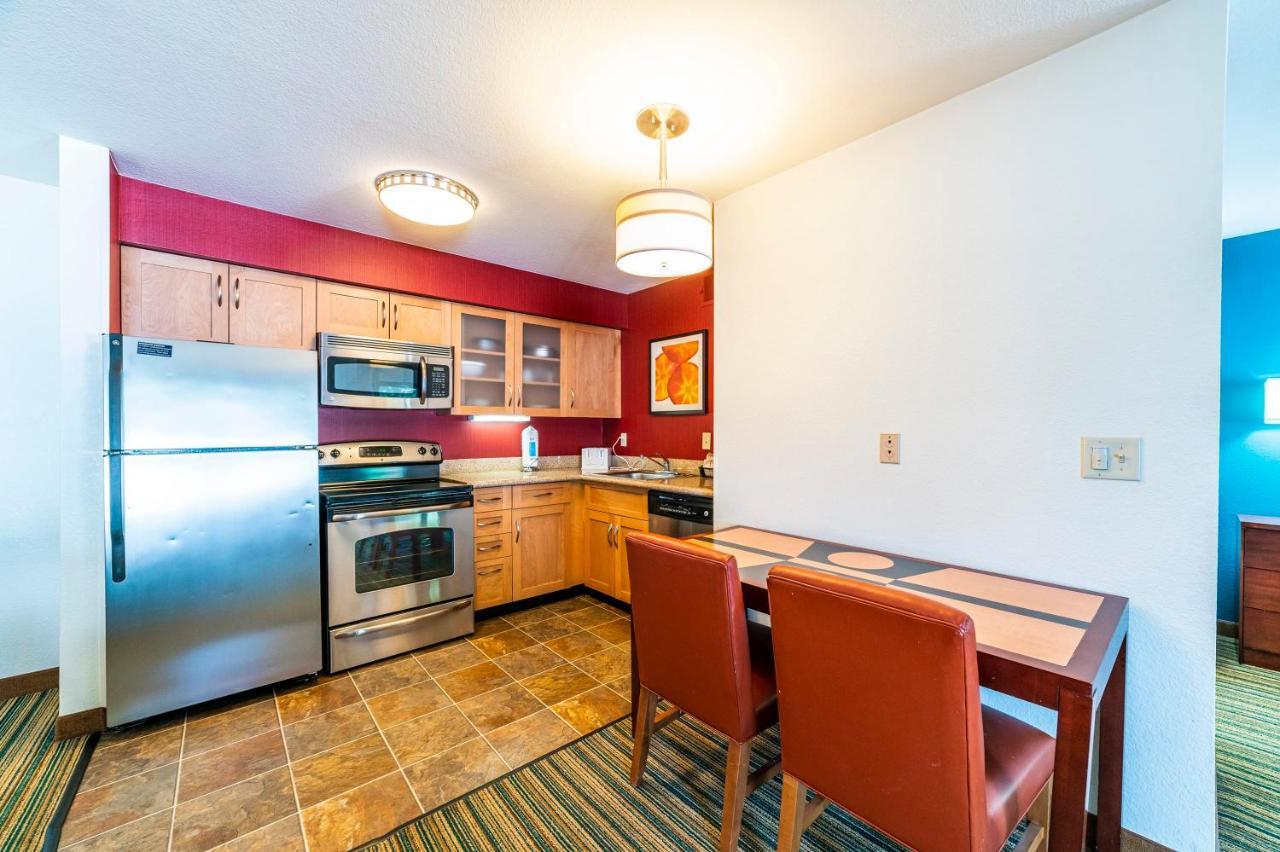 Metro Phx Downstairs Studio Sleeps 4 Ada Accessible فينيكس المظهر الخارجي الصورة
